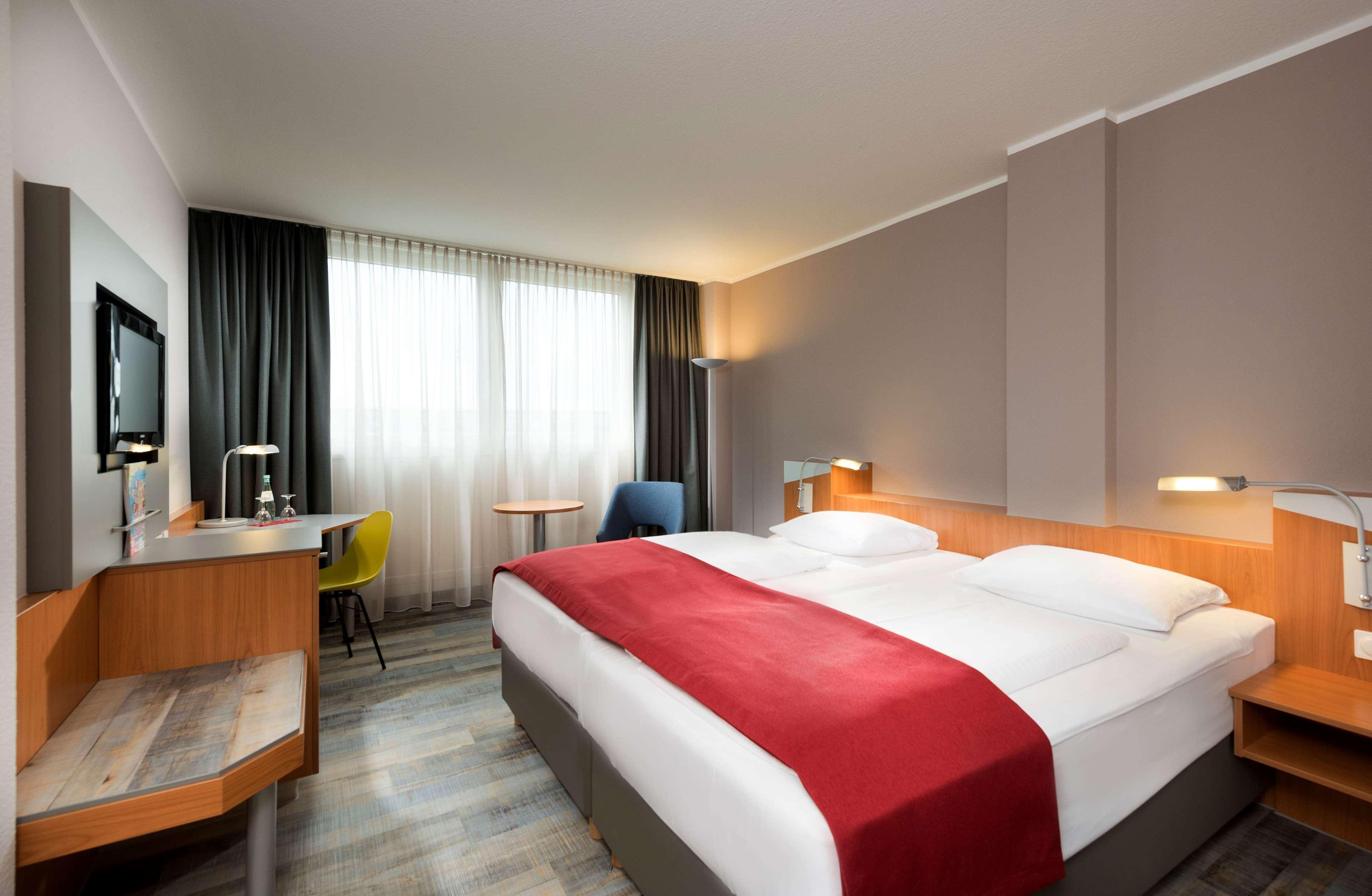 Hotel Ramada By Wyndham Hannover Messe Laatzen Zewnętrze zdjęcie