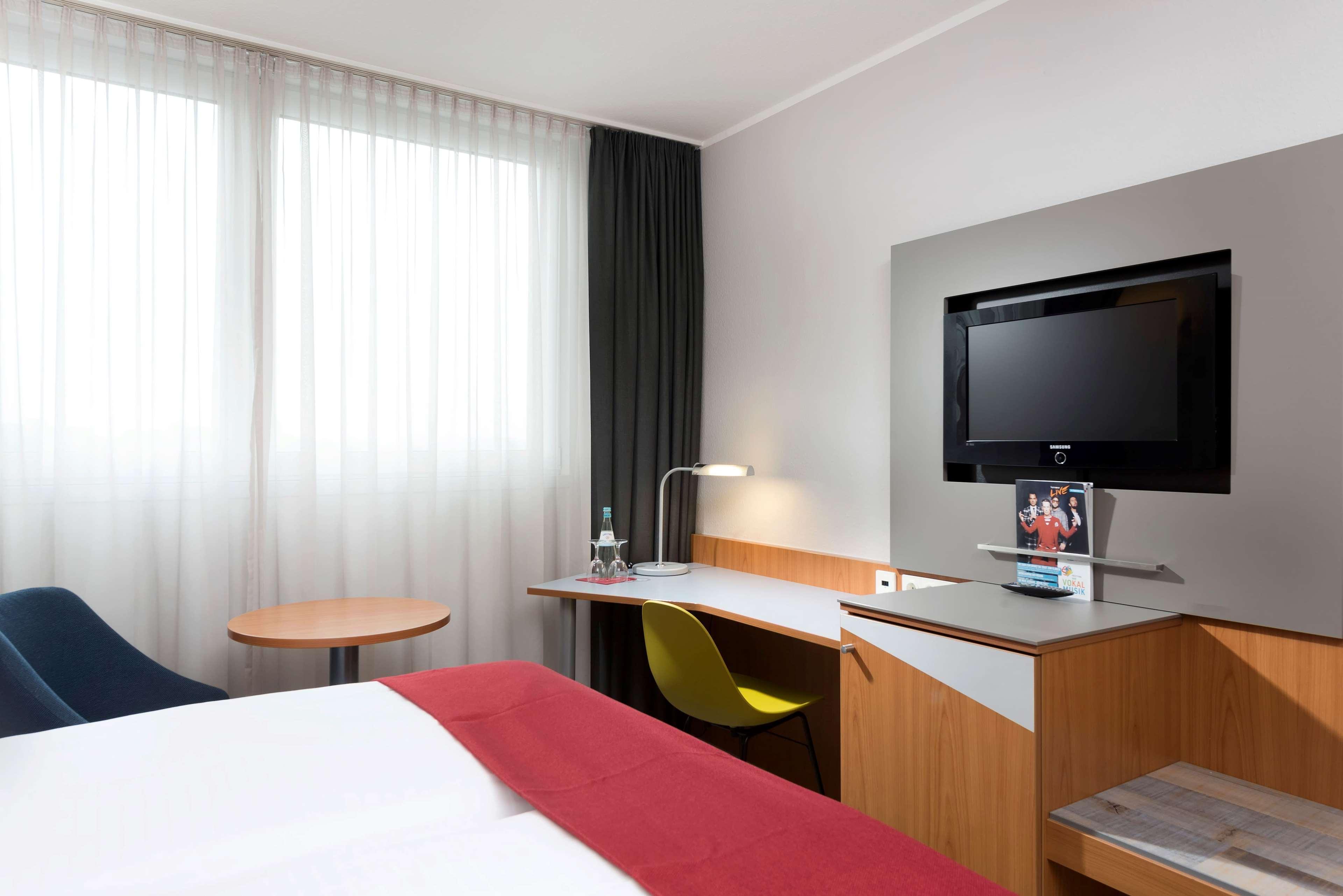 Hotel Ramada By Wyndham Hannover Messe Laatzen Zewnętrze zdjęcie