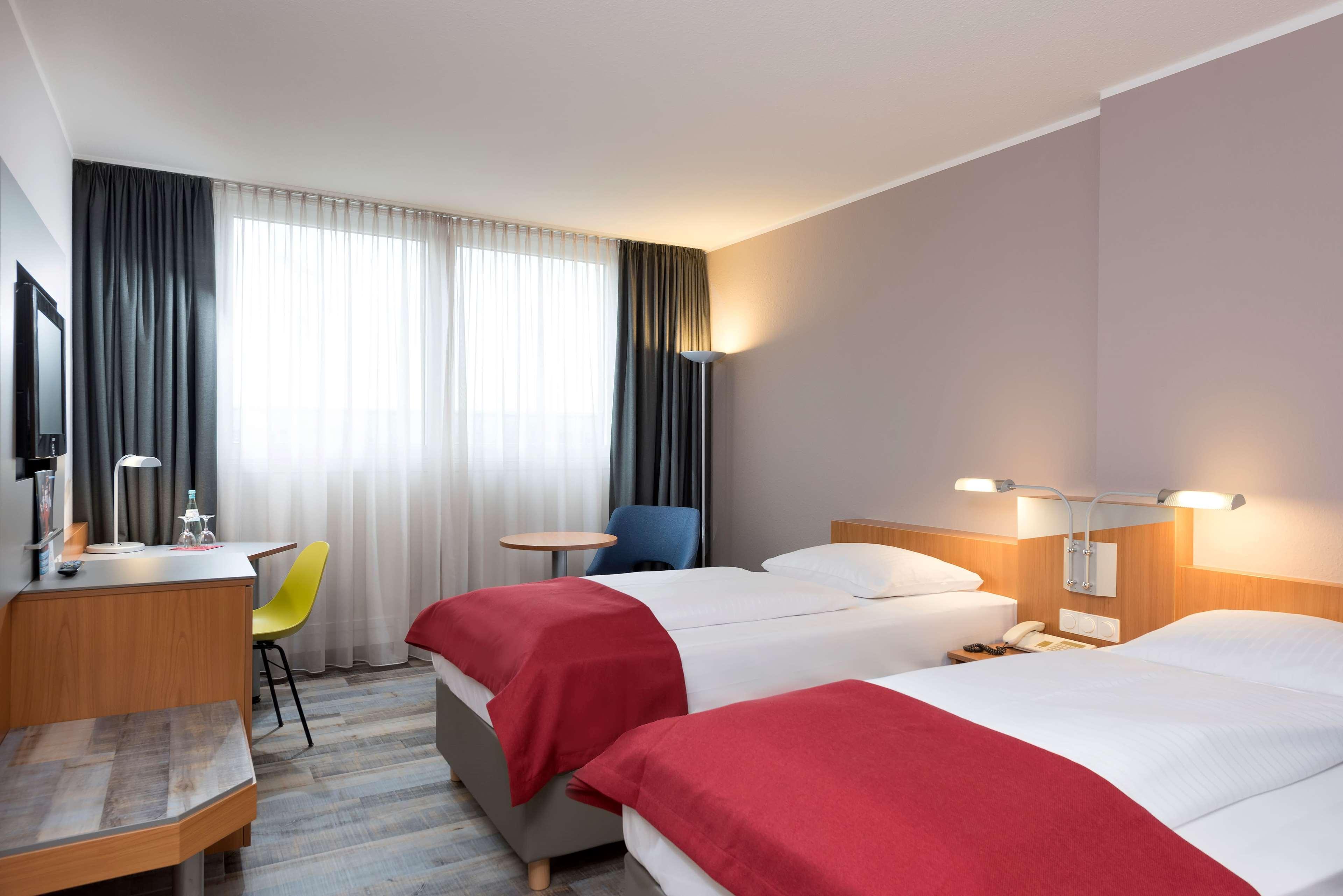 Hotel Ramada By Wyndham Hannover Messe Laatzen Zewnętrze zdjęcie